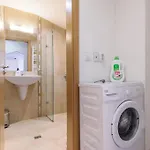 Eleganceview Apartment- 3 Bedrooms *
