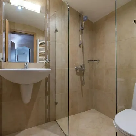 Eleganceview Apartment- 3 Bedrooms Банско