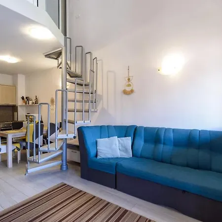Lejlighed Eleganceview Apartment- 3 Bedrooms